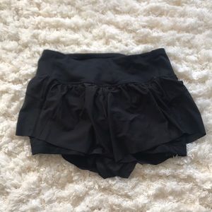 Lululemon athletica shorts bundle size 4